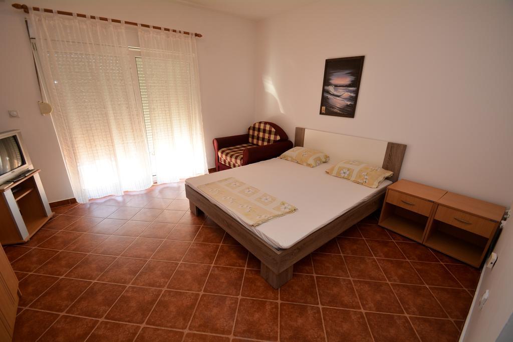 Guesthouse Mb Knezevic 布德瓦 外观 照片