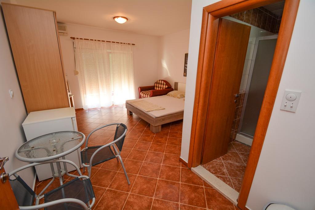 Guesthouse Mb Knezevic 布德瓦 外观 照片