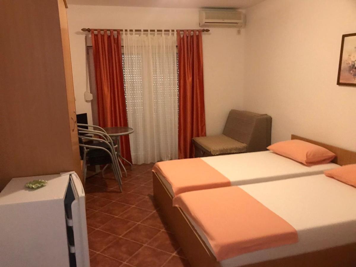Guesthouse Mb Knezevic 布德瓦 外观 照片